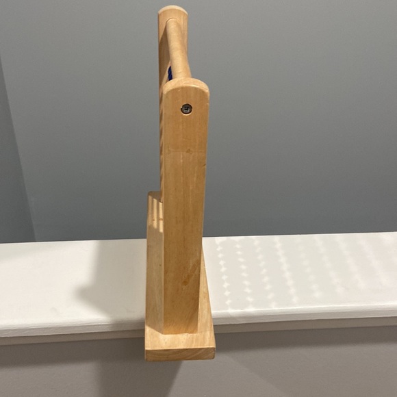 MELISSA & DOUG wooden Abacus math learning tool - Picture 5 of 7